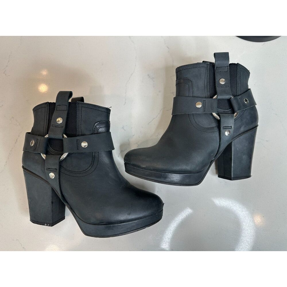 Moto Style Leather Heeled Ankle Boot sz. 38